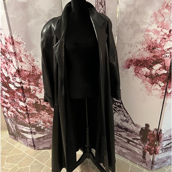 VINTAGE/CLASSIC  ANN TAYLOR GENUINE LEATHER FULL LENGTH COAT - Picture 2 of 16